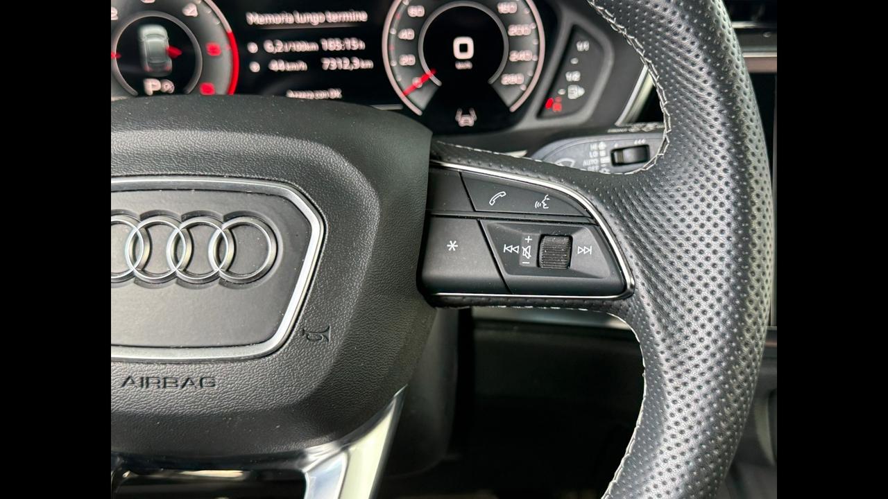 AUDI Q3 I 2019 Sportback - Q3 Sportback 35 2.0 tdi S line edition s-tronic