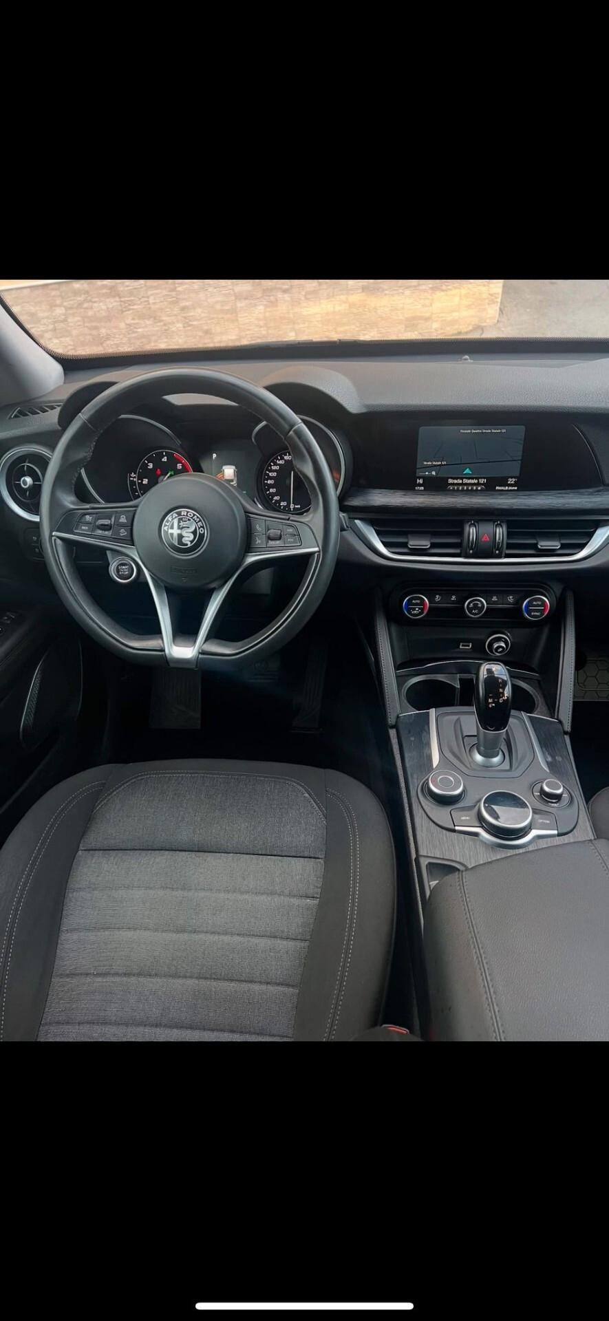 Alfa Romeo Stelvio 2.2 M-jet 190 CV AT8 Q4 Business