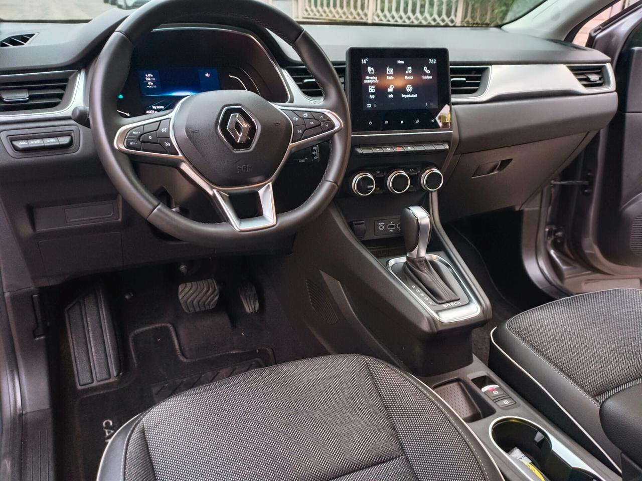 Renault Captur Hybrid 140 CV Techno