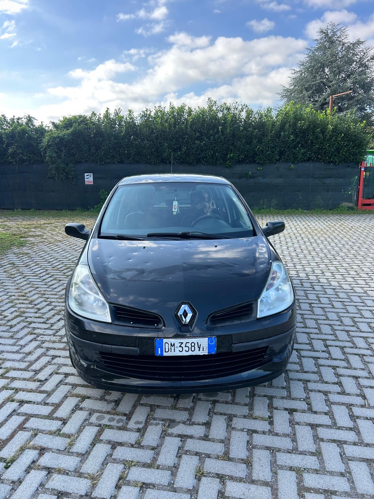Renault Clio Storia 1.2 5 porte Confort