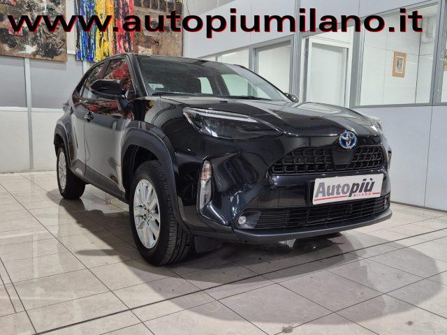 TOYOTA Yaris Cross 1.5 Hybrid 5p. E-CVT AWD-i Business