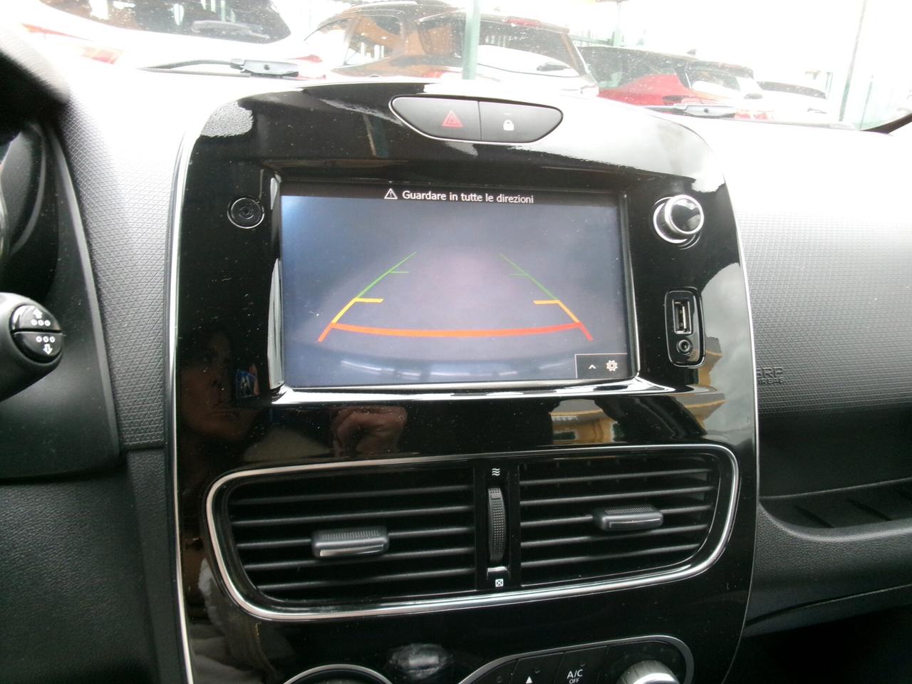 Renault Clio 1.5 DCI 90CV E6 ENERGY INTENS EDC CAMBIO AUTOMATIC