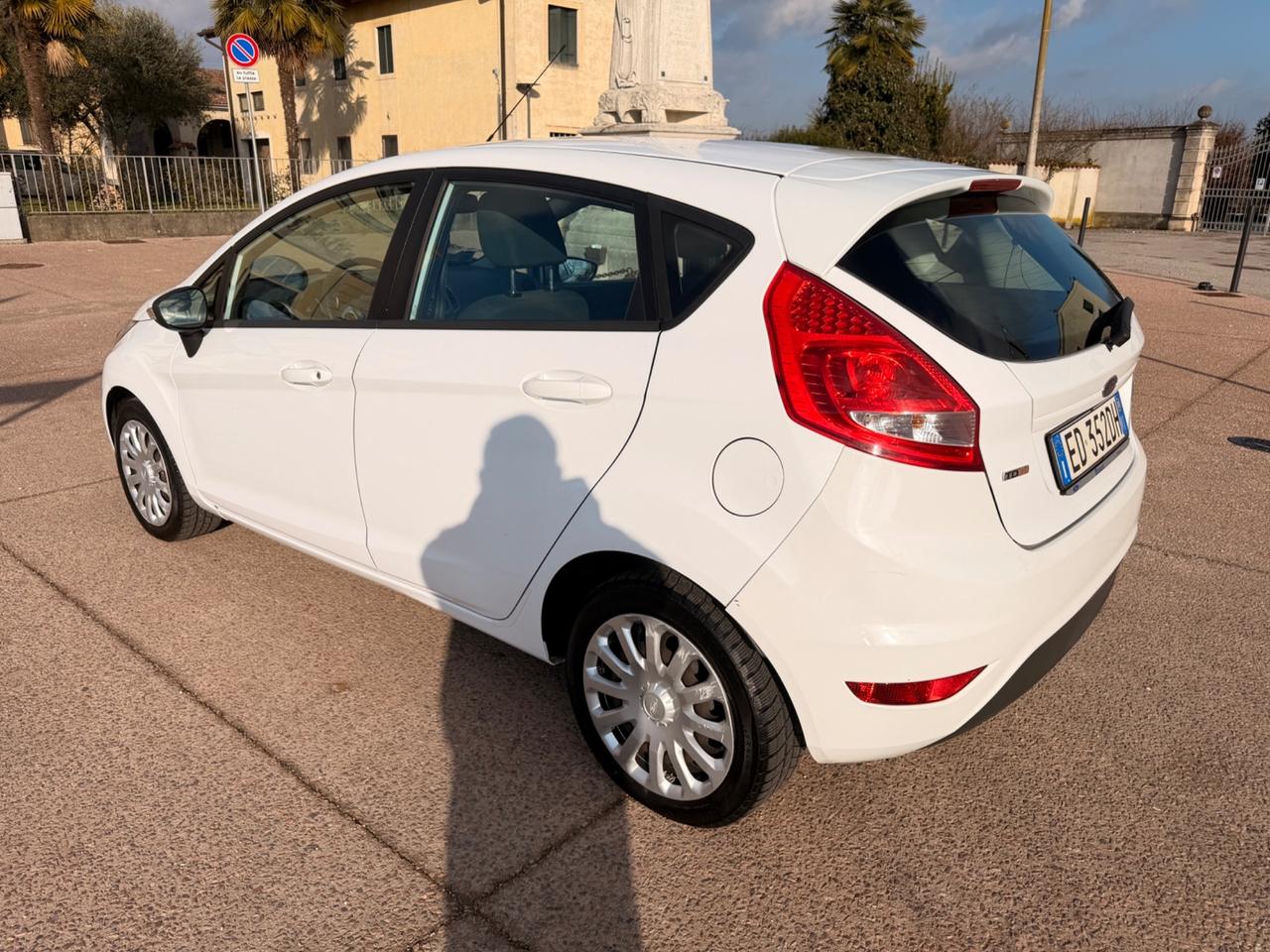 Ford Fiesta 1.4 TDCi km110mila neopatentati
