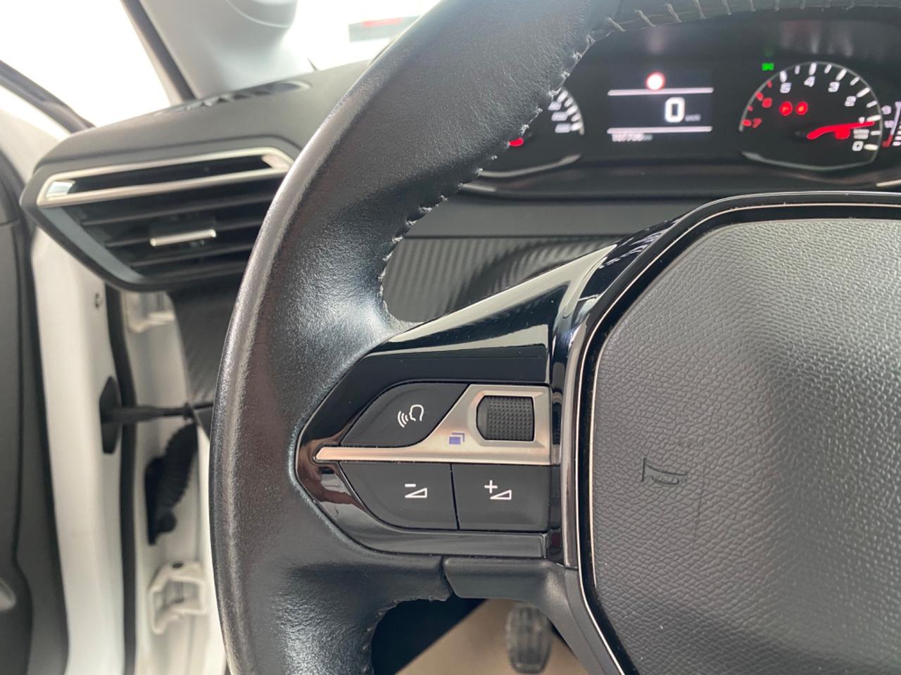 Peugeot new 208 BLUEHDI100cv ALLURE PROMO FINANZIAMENTO