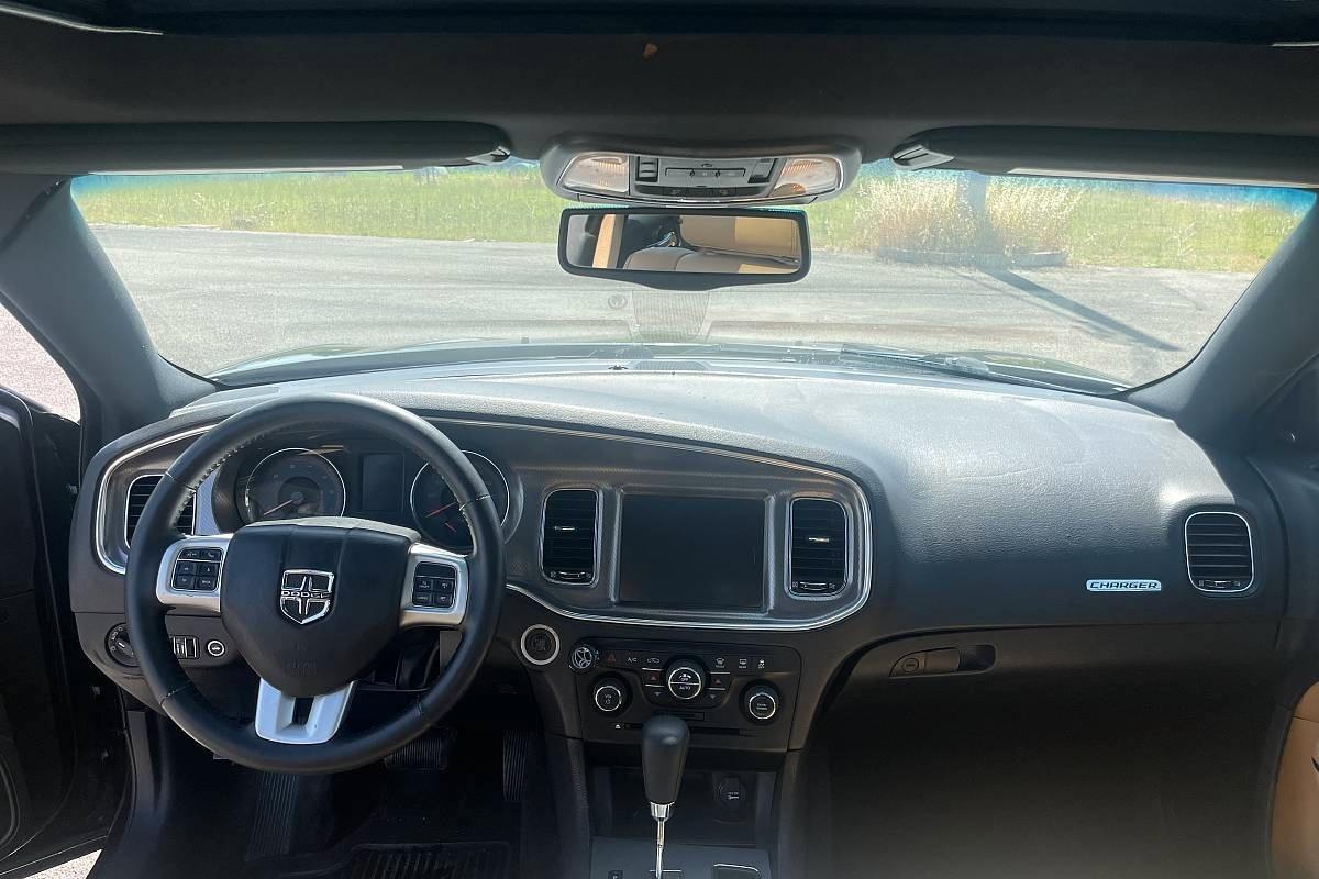 Dodge Charger HEMI 5.7 V8