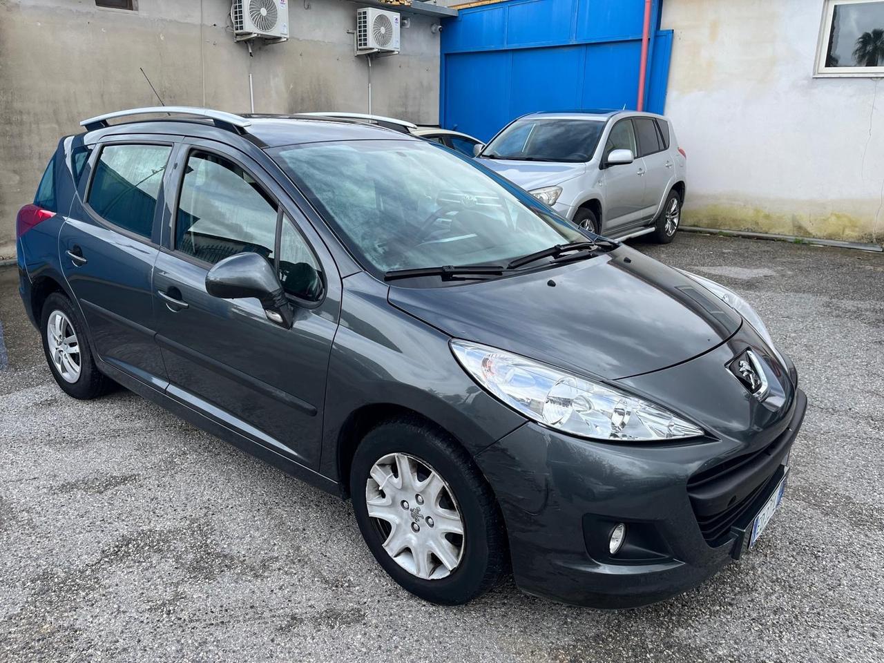 Peugeot 207 s.w-1.6 hdi-full-2010