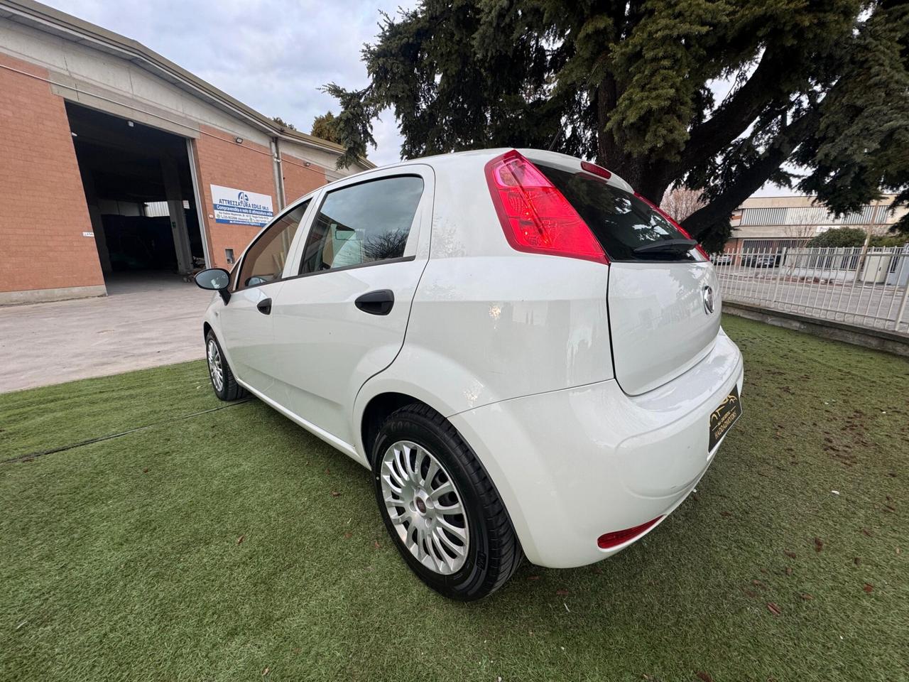 Fiat Punto 1.3 MJT II S&S 95 CV 5 porte Street