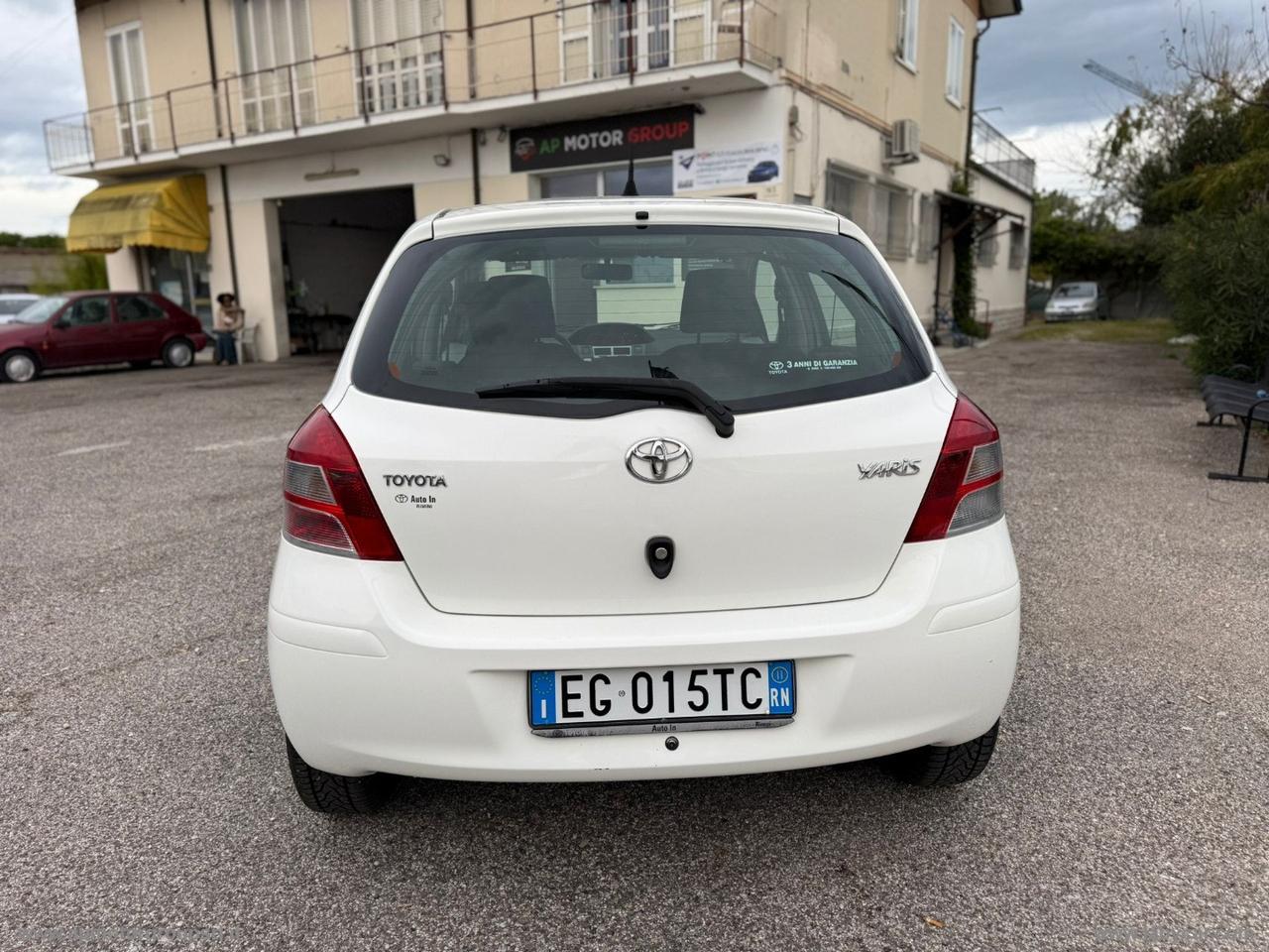 TOYOTA Yaris 1.0 5p. Sol GPL