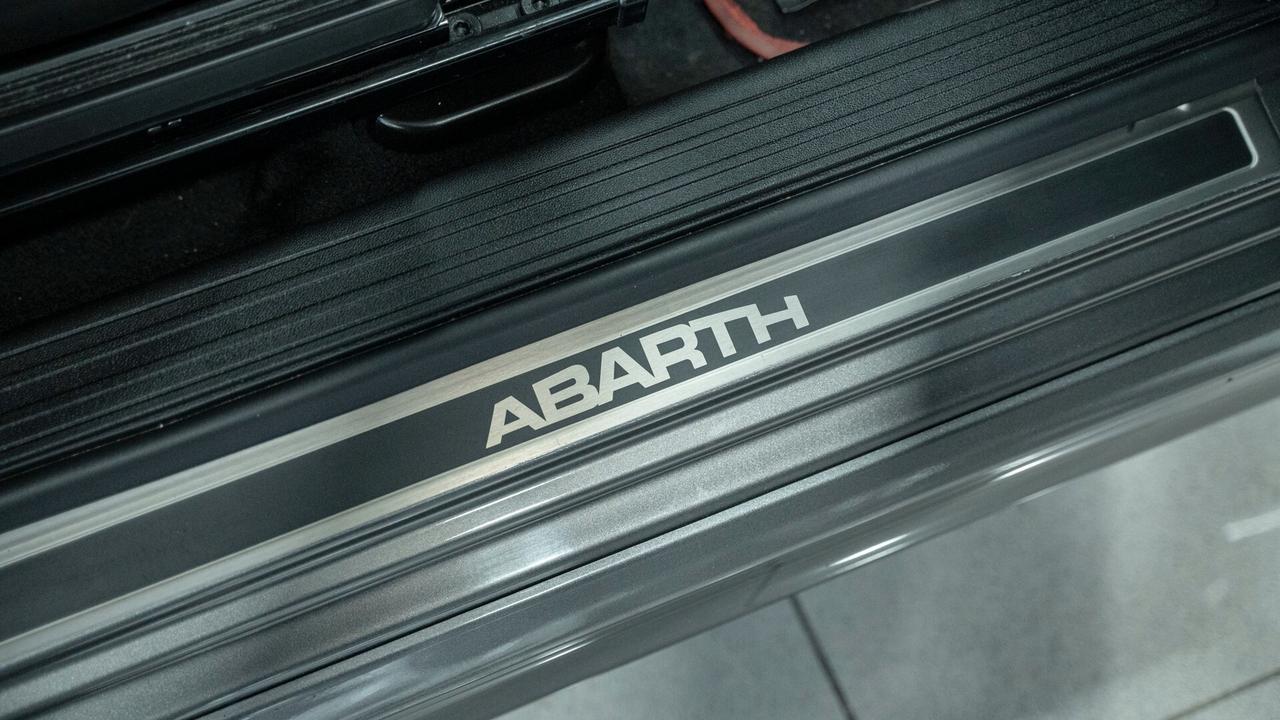 Abarth 595 Competizione 1.4 T JET 180 CV SABELT BREMBO XENO NAVI FULL OPTI