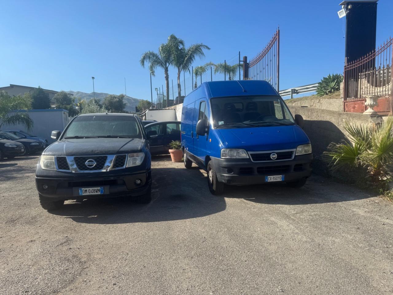 Nissan Navara 2.5 dCi 4 porte Double Cab LE