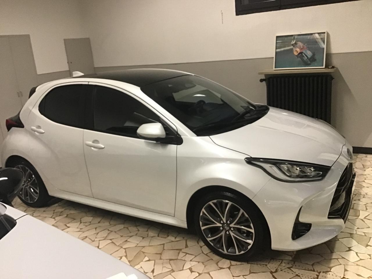 Toyota Yaris 1.5 130 Hybrid 5 porte Lounge