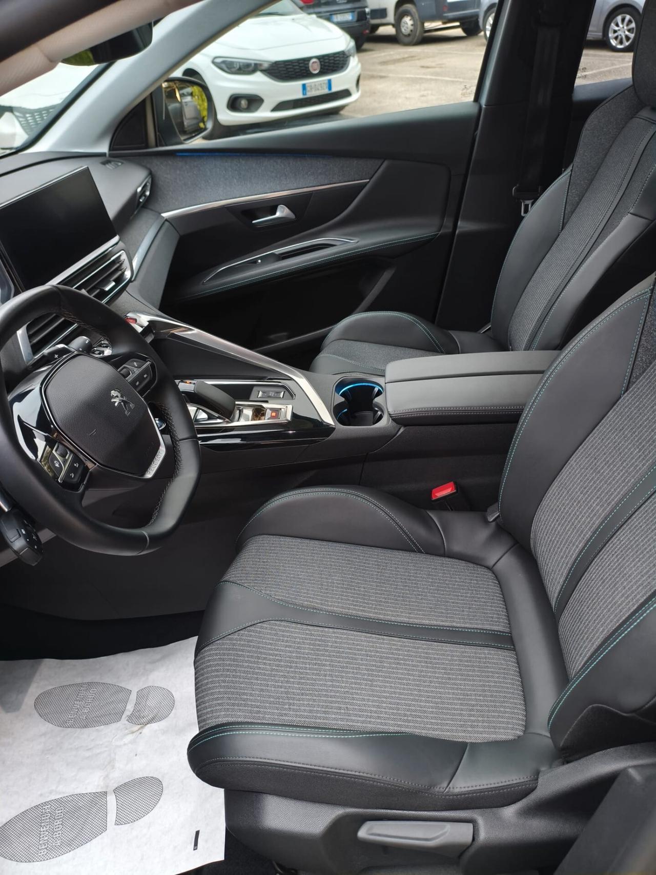 Peugeot 3008 1.6 Plug-In Hybrid 225Cv Eat8 Allure Pack