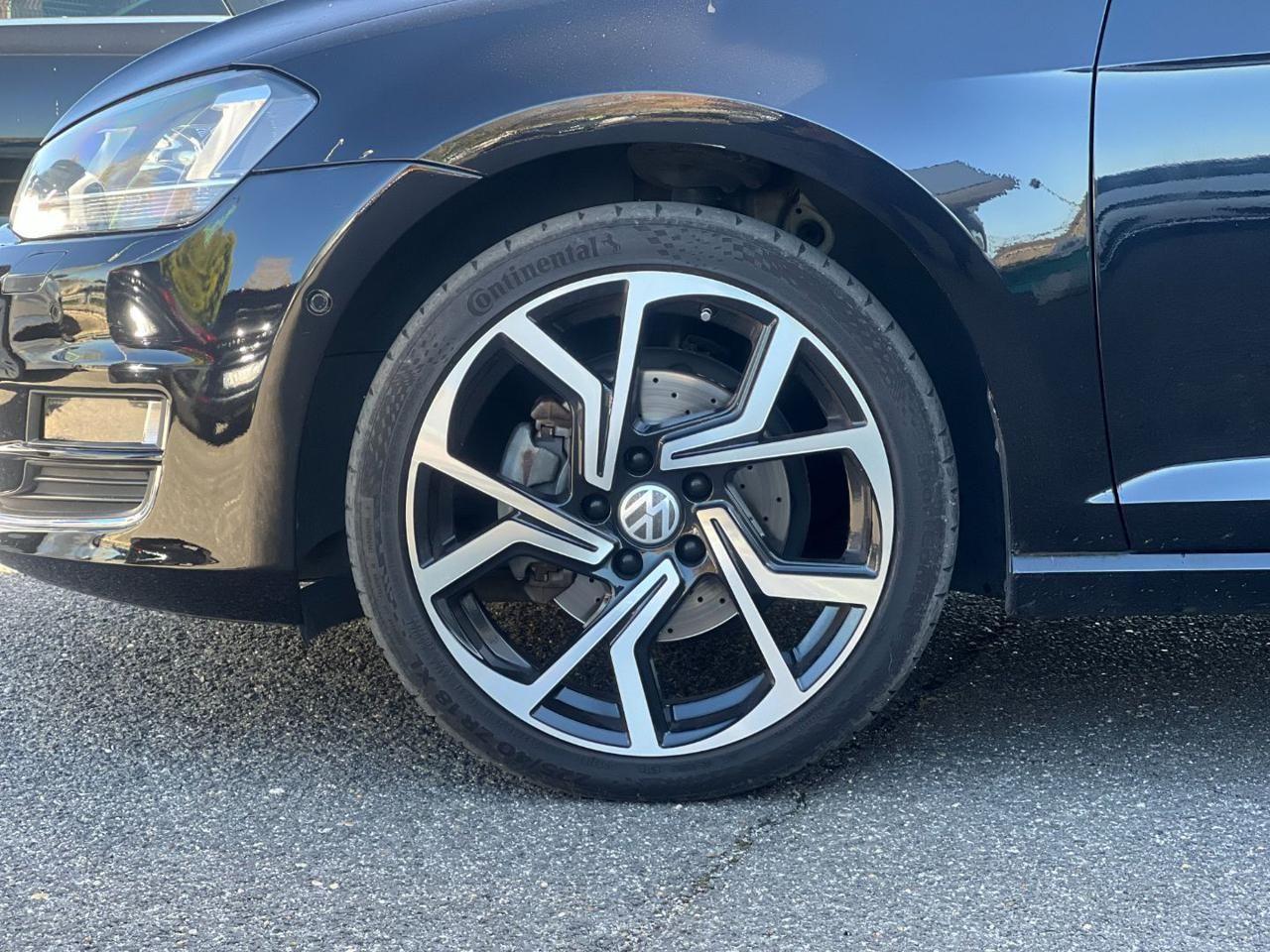 VOLKSWAGEN Golf 2.0 TDI DSG 5p. Highline BlueMotion FINANZIABILE