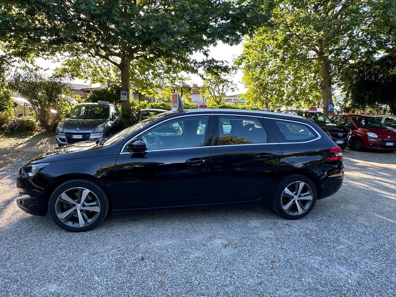 Peugeot 308 BlueHDi 120 S&S EAT6 SW GT Line