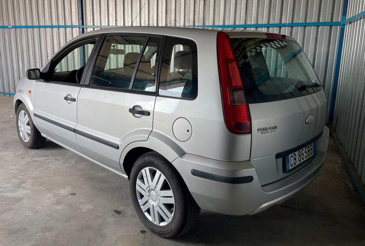FORD FUSION UNICO PROPRIETARIO NEOPATENTATI