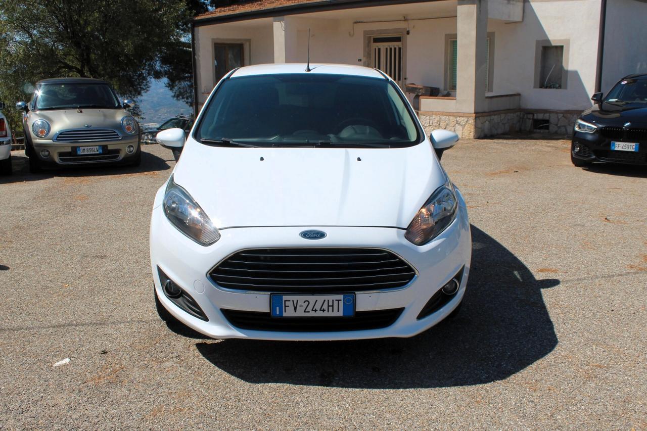 Ford Fiesta 1.5 TDCi 75CV 5 porte Titanium