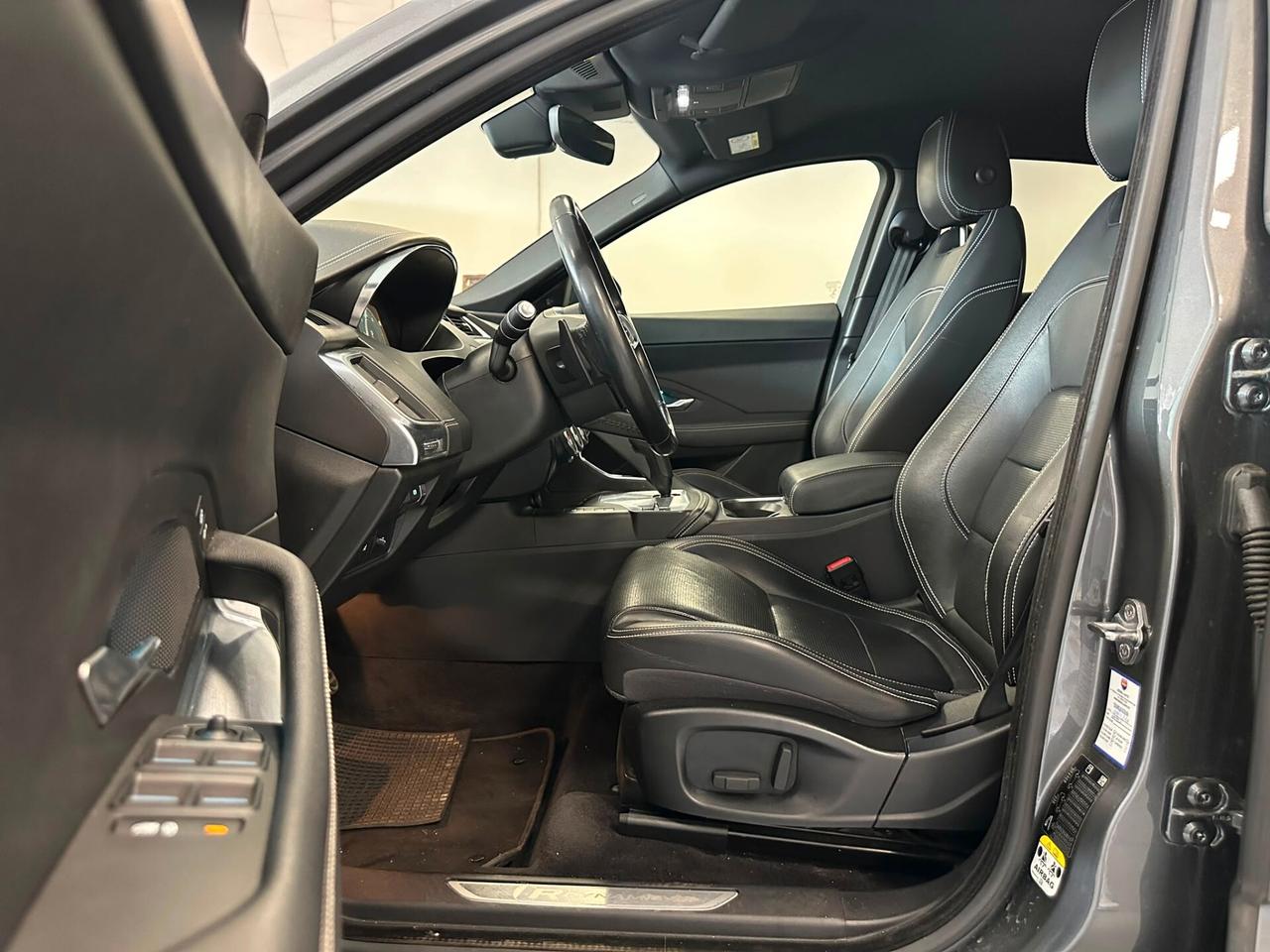 Jaguar E-Pace 2.0D 150 CV R-Dynamic