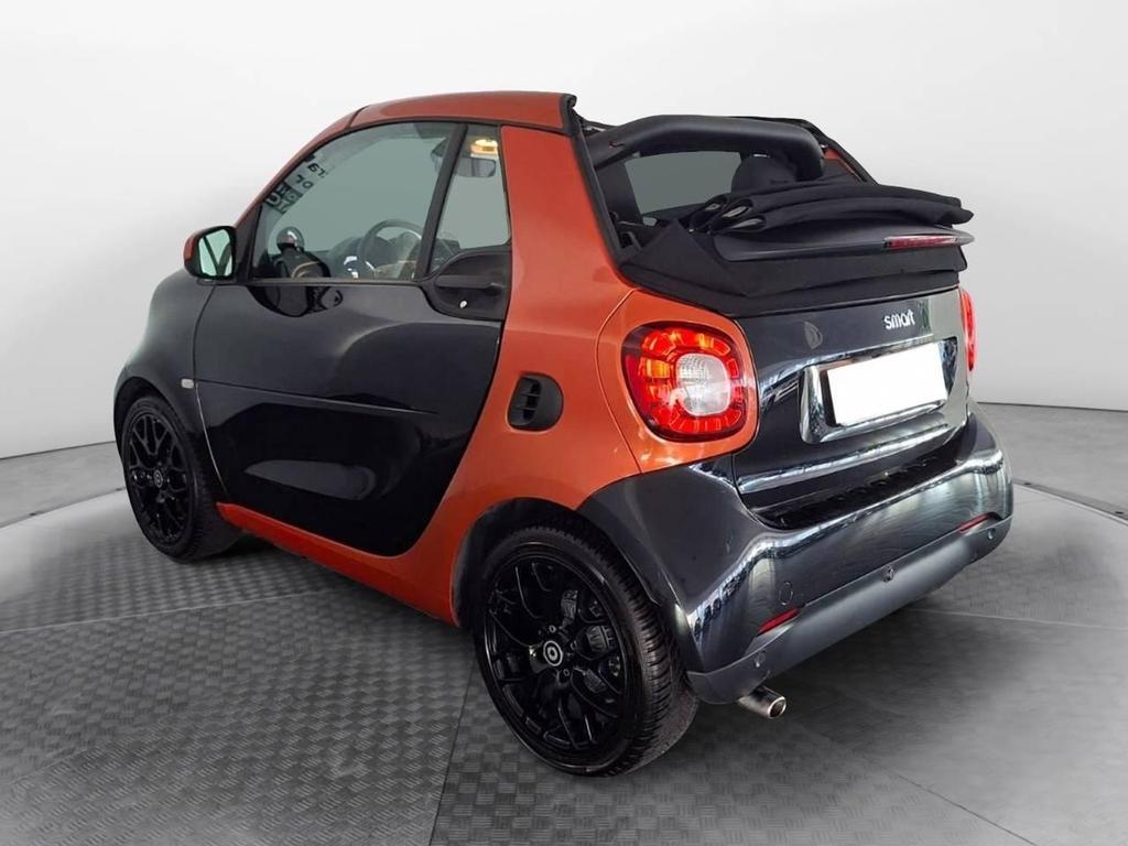 Smart fortwo cabrio 0.9 Turbo Radical twinamic