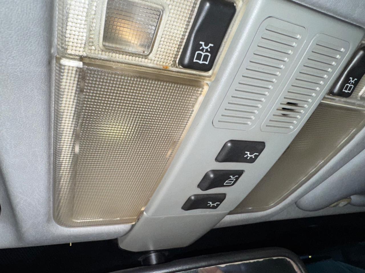 Mercedes-benz S 300 SE cat