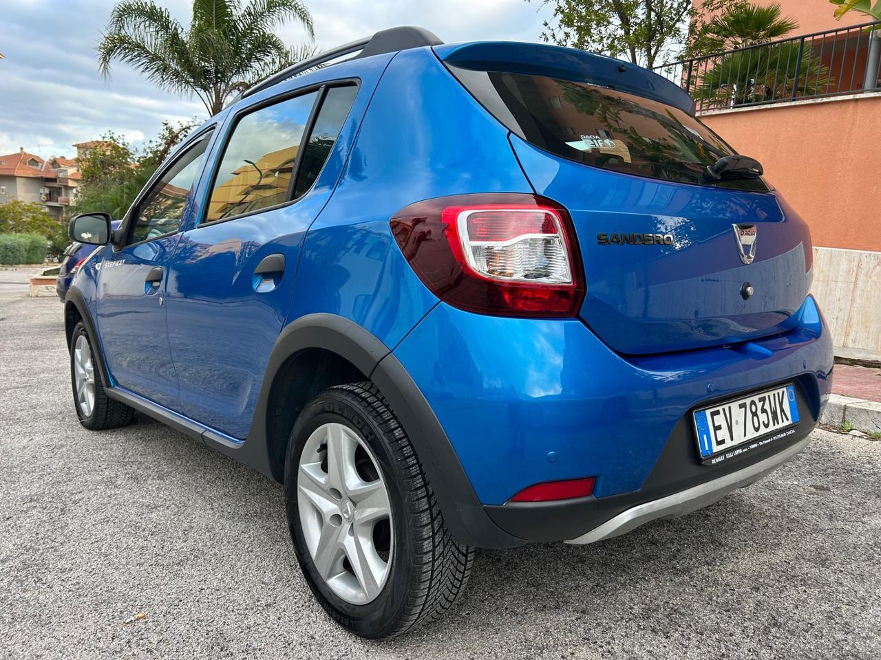 Dacia Sandero Stepway 1.5 dCi Solo 30000 km !!!!!!!!