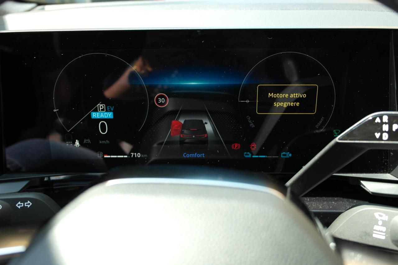 Renault Espace Full Hybrid E-Tech 200 7p Iconic