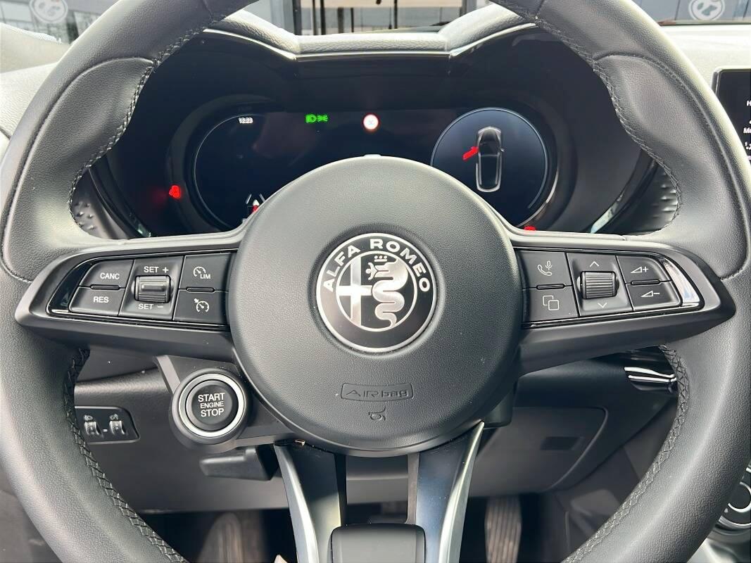 Alfa Romeo Tonale 1.6 Super 130cv tct6 Con NAVIGATORE