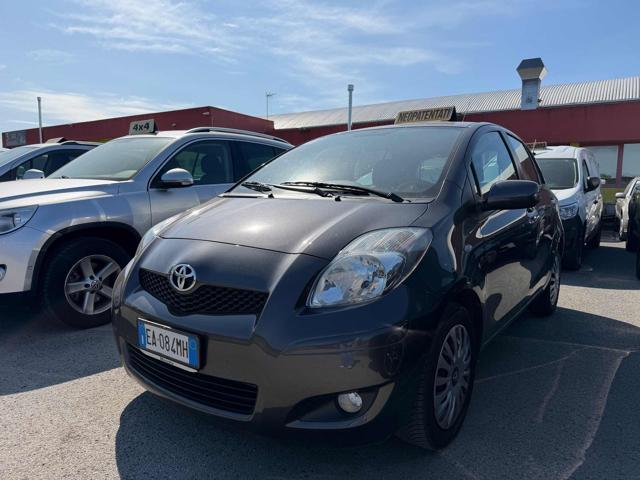 TOYOTA Yaris 1.3 5 porte Sol
