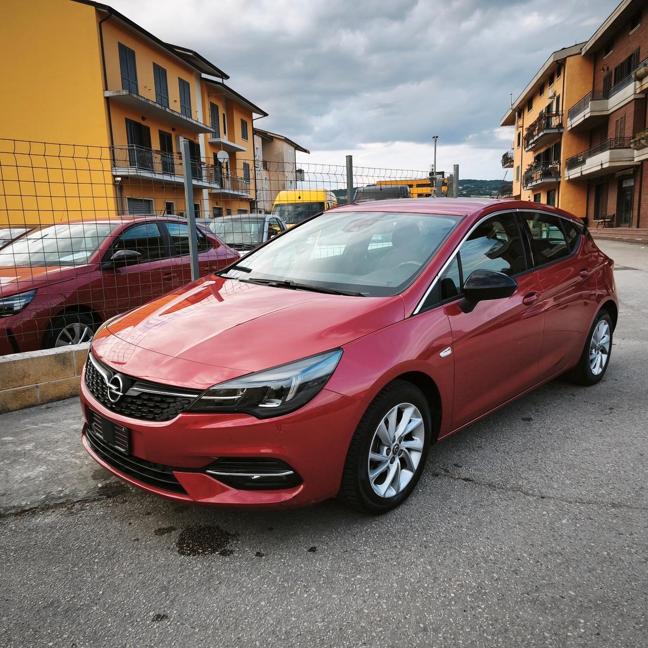 Opel Astra 1.5 CDTI 122 CV S&S 5 porte Business Elegance