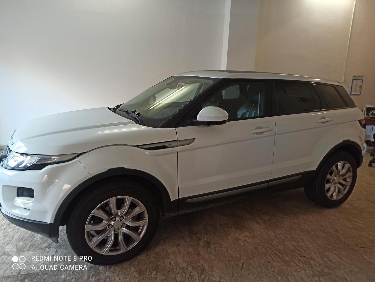 Land Rover Range Evoque 2.2 Sd4 5p. Pure