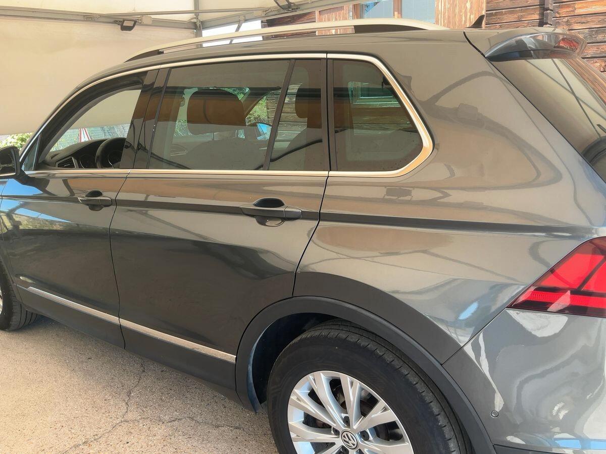 Volkswagen Tiguan 150CV DSG7