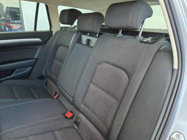VOLKSWAGEN Passat Variant 1.6 TDI DSG Business BMT