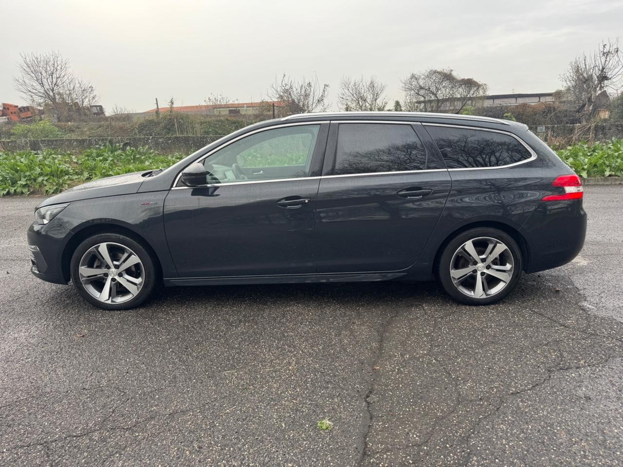 Peugeot 308 BlueHDi 130 S&S SW GT Line