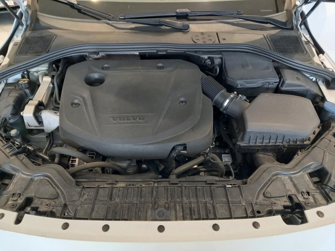 Volvo V60 Cross Country UNICO PROP