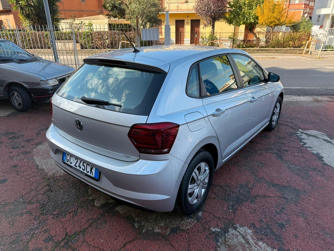 VOLKSWAGEN POLO *ADATTA NEOPATENTATI*