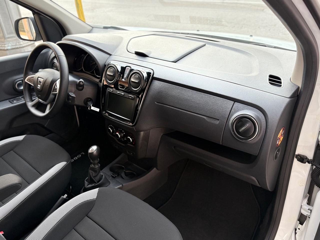 Dacia Lodgy STEPWAY 1.5dCi 7 POSTI AUTOCARRO N1