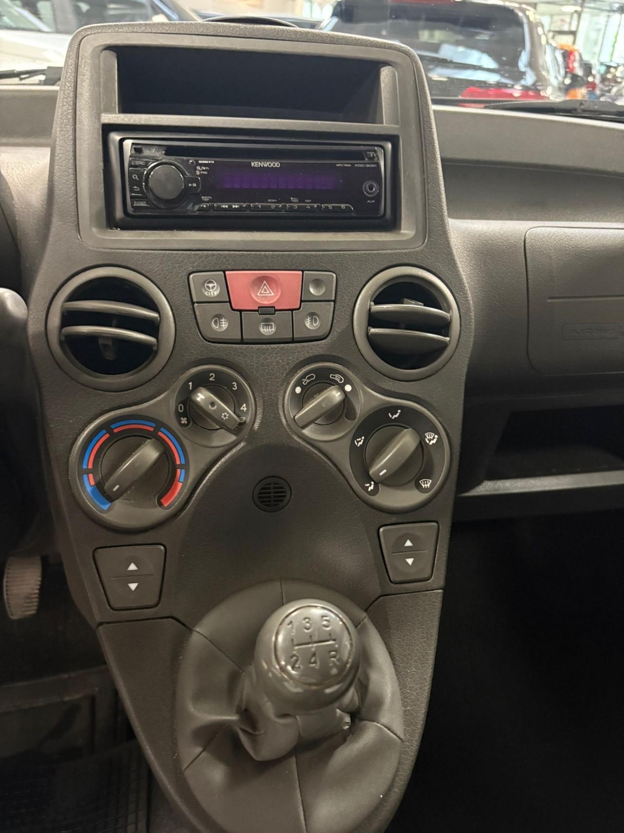 Fiat Panda 1.2 Emotion 69CV Ok Neopatentati