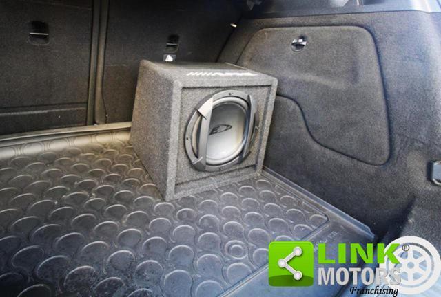 MERCEDES-BENZ B 180 d Premium