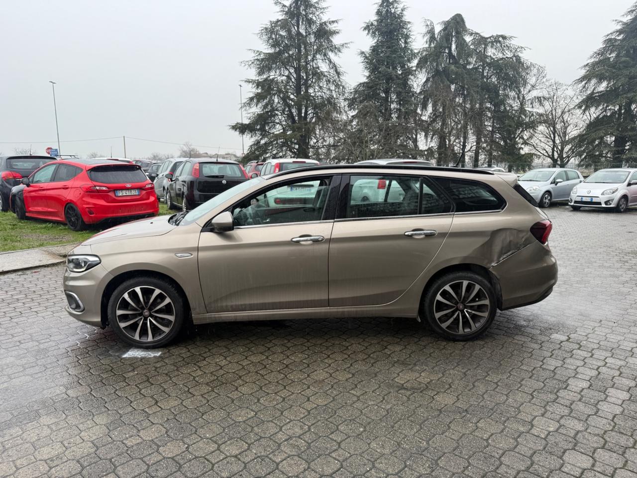 Fiat Tipo 1.6 Mjt S&S SW Lounge