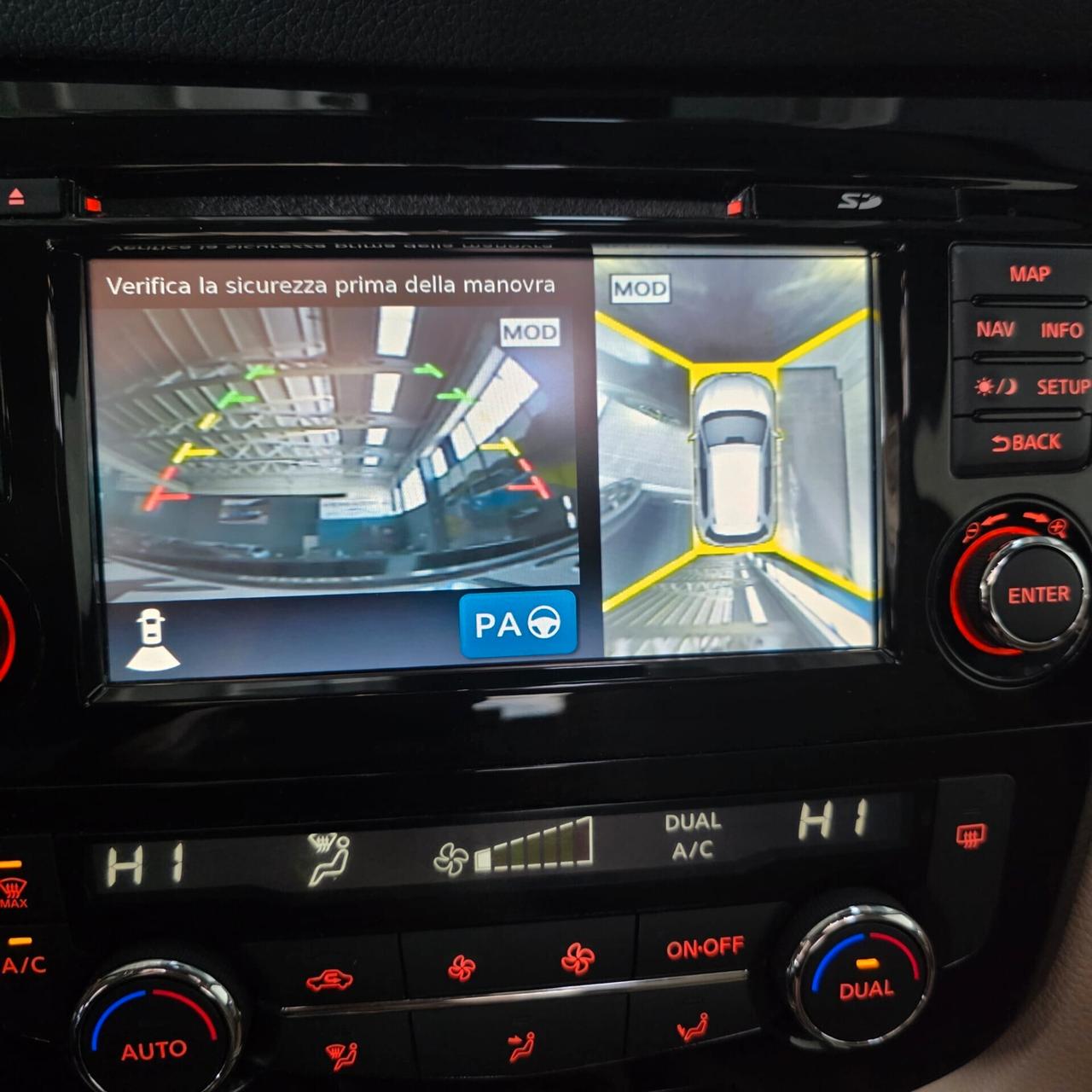 Nissan X-Trail 1.6 dCi 2WD Tekna