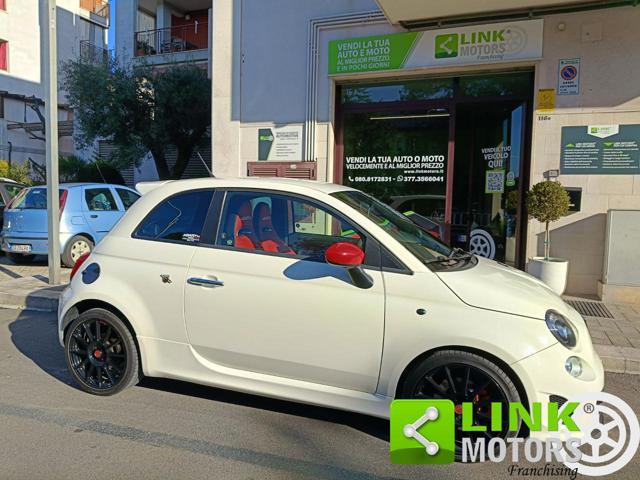 ABARTH 500 1.4 Turbo T-Jet esseesse