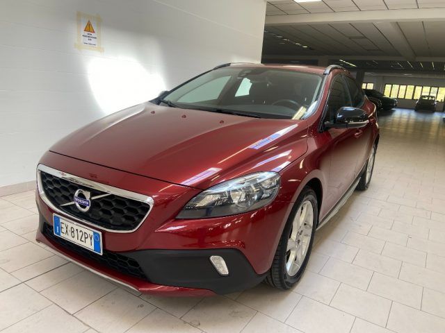 VOLVO V40 Cross Country D2 1.6 Momentum