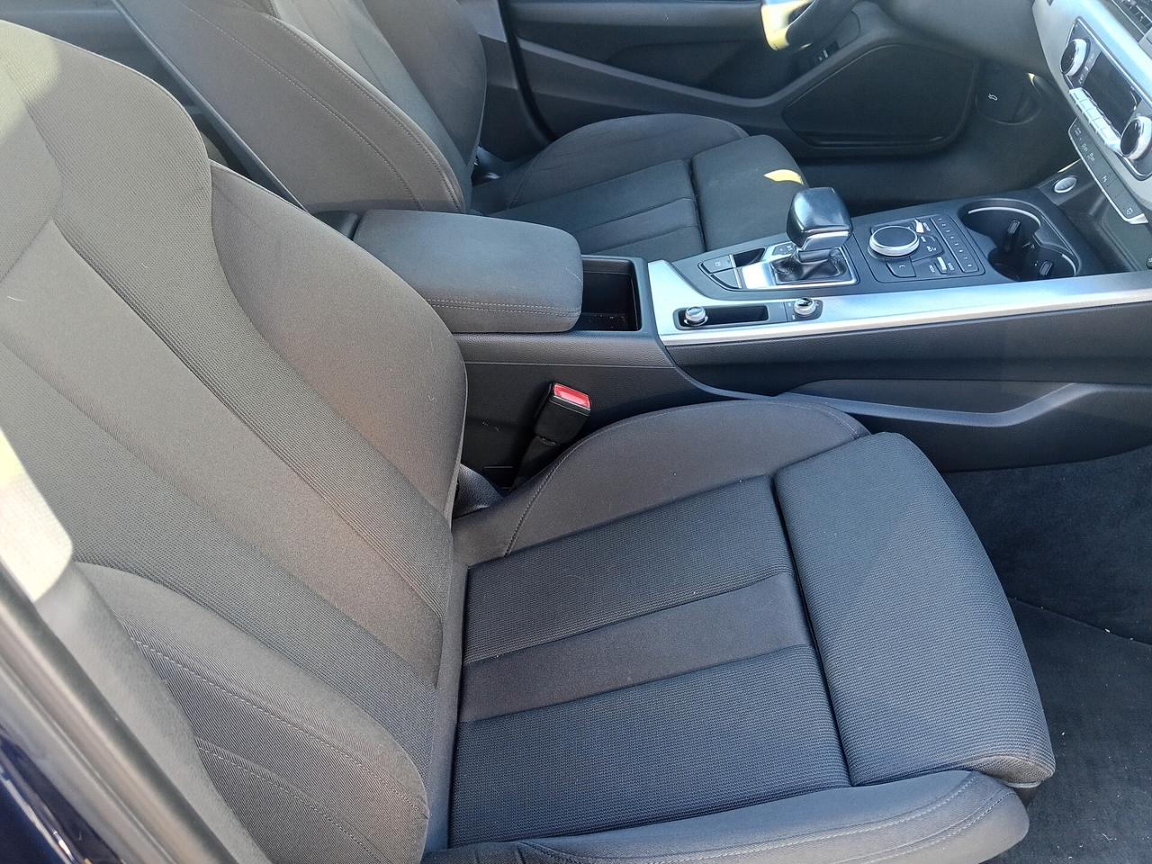 Audi A4 Avant 40 TFSI S tronic Sport s-line