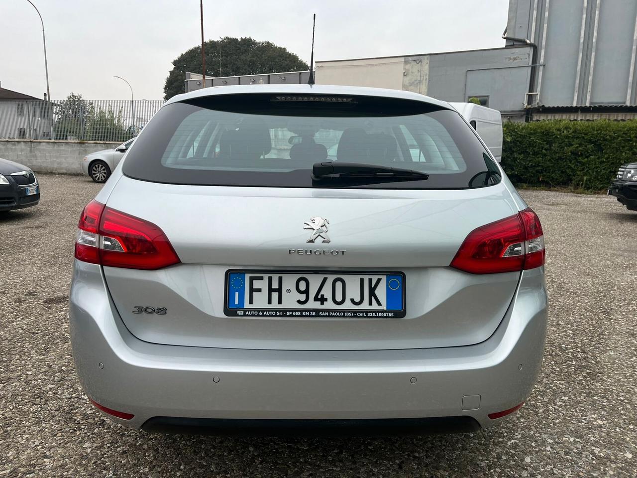 Peugeot 308 BlueHDi 120 S&S Business