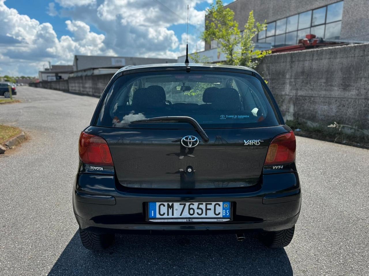 Toyota Yaris 1.3i 16V cat 3 porte Sol