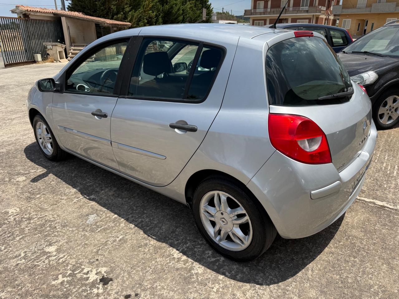 Renault Clio 1.5 dCi 85CV 5 porte Dynamique