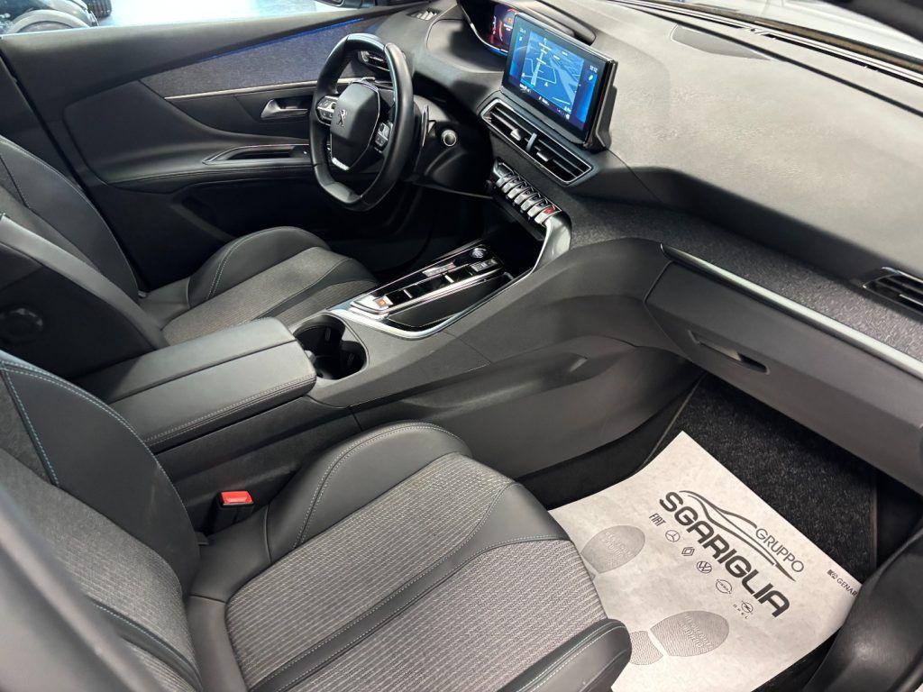 Peugeot 5008 7 Posti EAT8 Allure Pack 1.5 Diesel