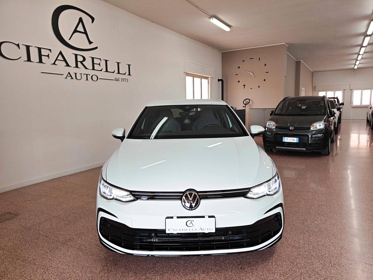 Volkswagen Golf 2.0 TDI 150 CV DSG SCR R-Line