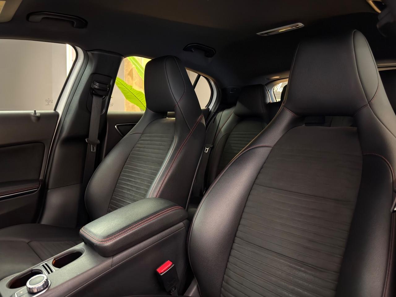 Mercedes-benz GLA 220 d Automatic 4Matic Premium
