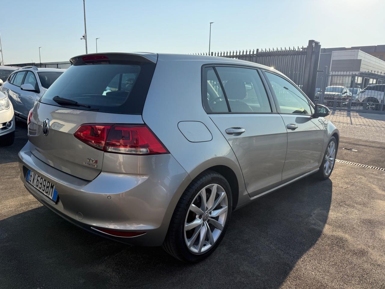 Volkswagen Golf 1.6 TDI 5p. Highline