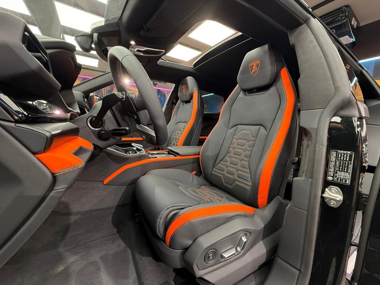 Lamborghini Urus 4.0 SE (288)